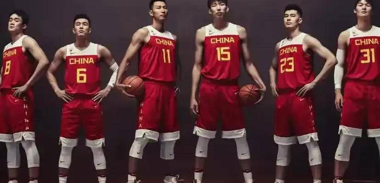 开云体育-周琦11分首钢不敌广厦王哲林18+15上海胜北控(周琦王哲林加盟上海)