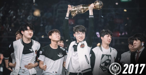 LOL历史最强战队诞生！23连胜拿下MSI冠军，Faker被对位FMVP(2021英雄联盟最强战队)